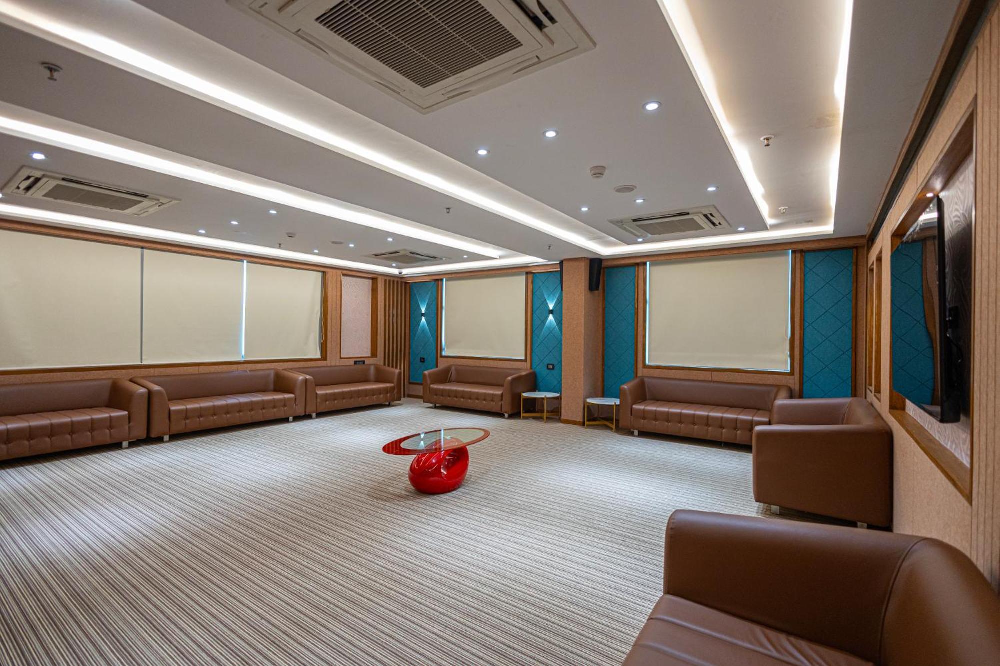 Ramada Encore By Wyndham Viramgam エクステリア 写真