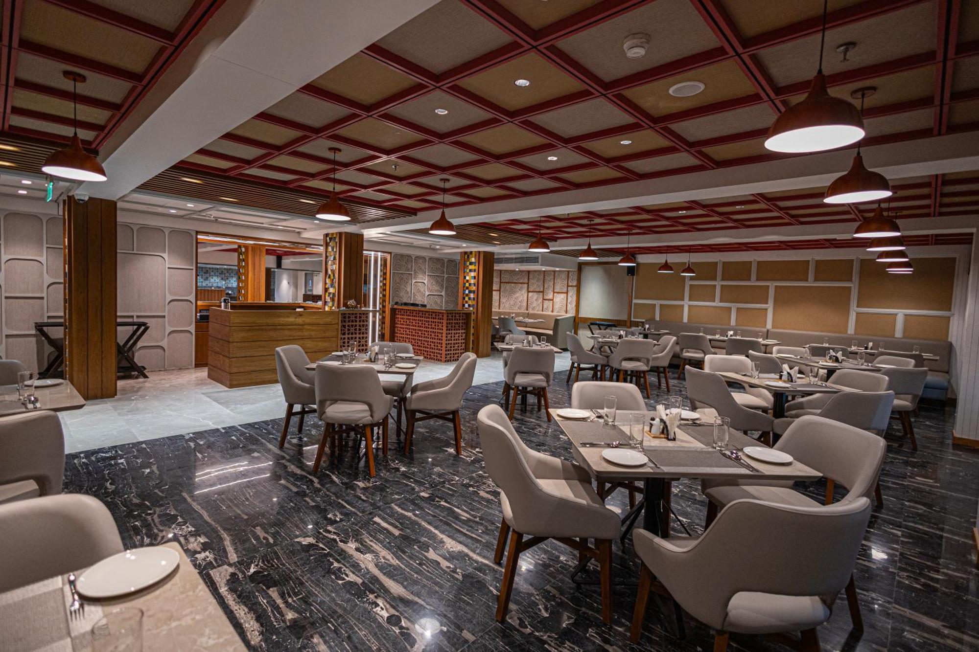 Ramada Encore By Wyndham Viramgam エクステリア 写真